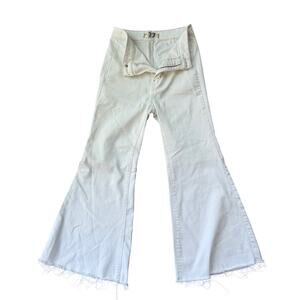 Free People Women’s White Flare Jeans Size 27 Raw Hem High Rise Boho Denim Pants